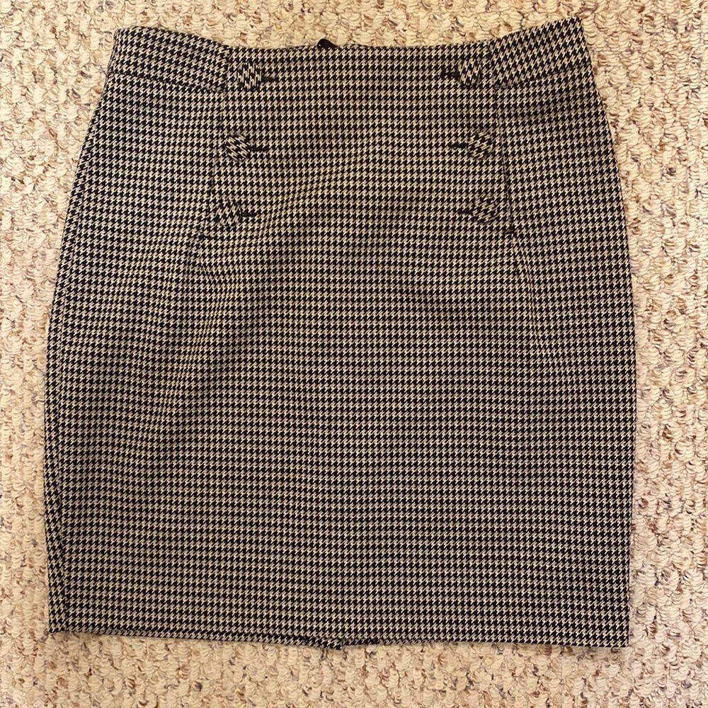 Houndstooth mini skirt